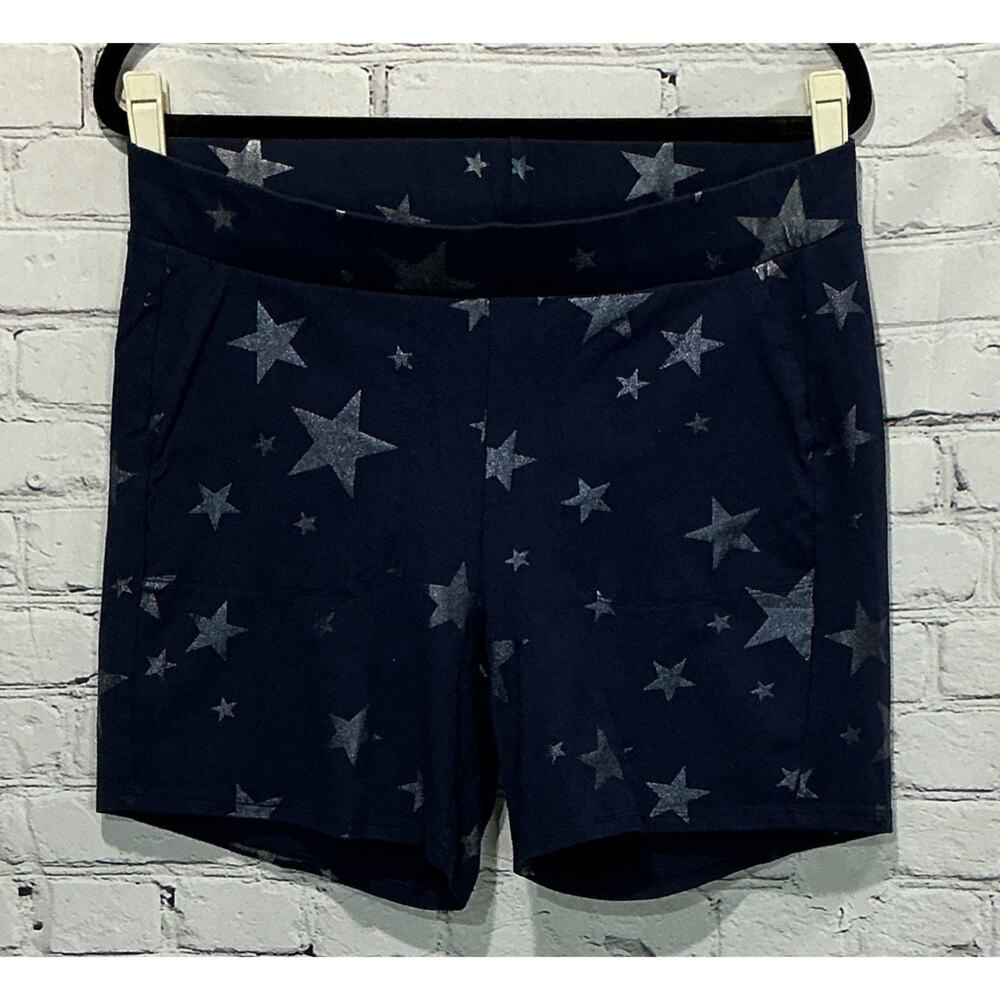 Torrid Women's Twinkle Foil Star 5” Pocket Bike Short (Size 2)